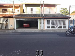 Casa Ampla com 4 dts ( 1 suite )  no Jardim Estoril/SJC