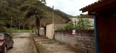 Vista da Rua do terreno
