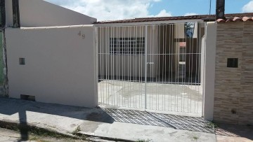 Casa térrea com 2 dts - Área com Churrasqueira - Gaivotas/Caraguá