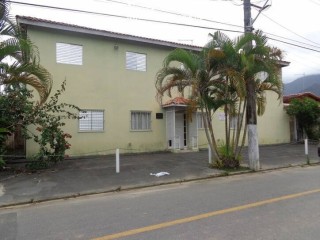 Pousada com 7 suítes e mobiliada a venda na Praia da Cocanha