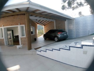 Casa com 03 dormitórios, área gourmet - Caraguatatuba