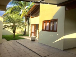 Casa Alto Padrão à Venda na Prainha