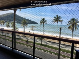 Apartamento Alto Padrão Frente Mar com linda vista para a Praia