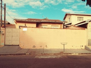 Casa Residencial ou Comercial -  Jardim das Indústrias /SJC