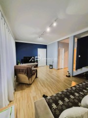 Casa 3 dormitórios ( 1 suite )  + casa nos fundos - J. da Granja
