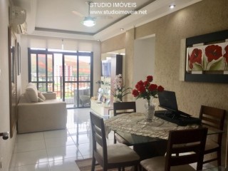 Apartamento à 500m da Praia Martim de Sá