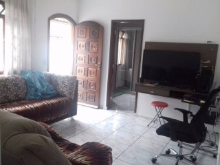Casa a Venda na Praia Martim de Sá em Caraguatatuba com 03 dormitórios