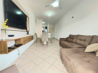 Apartamento na Praia Martim de Sá com 02 dormitórios e 02 vagas
