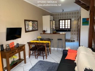 Casa com 2 suites em Condomínio locação em Caraguatatuba