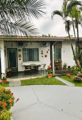Casa de  2 dts(1suite)-Cond. Fechado c/ lazer na Martim de Sá