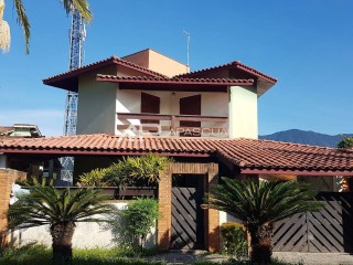 Casa no bairro Capricórnio em Caraguatatuba - OPORTUNIDADE