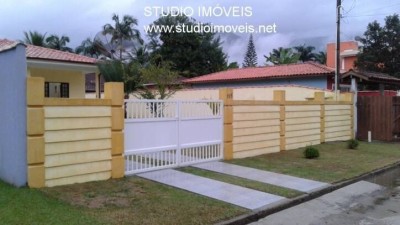 CASA A VENDA NO CONDOMÍNIO MAR VERDE I