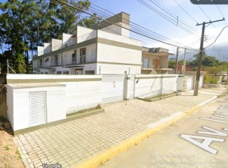 Casa 3 dormitórios (2suites)  TRIPLEX - Cond. Fechado- 2 vagas - Massaguaçú