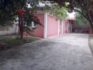 Casa a venda no Travessão em Caraguatatuba