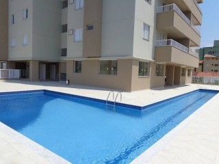 Apartamento com Varanda Gourmet no Indaiá