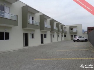 Casa NOVA com 2 suites em Condomínio Fechado - Praia das Palmeiras