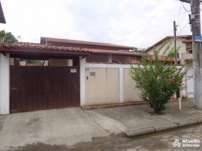 Casa térrea com edícula completa