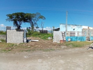 TERRENO COM 10M DE TESTADA - Recanto do Sol/Caraguá